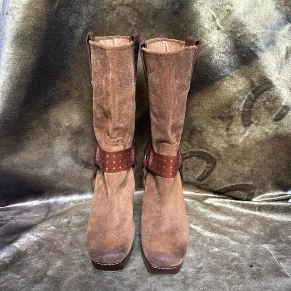 Frye harmony short boho western tan brown suede platform harness boots size 7.5 - Picture 5 of 6